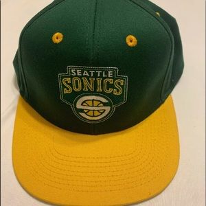 Vintage Adidas SuperSonics SnapBack hat